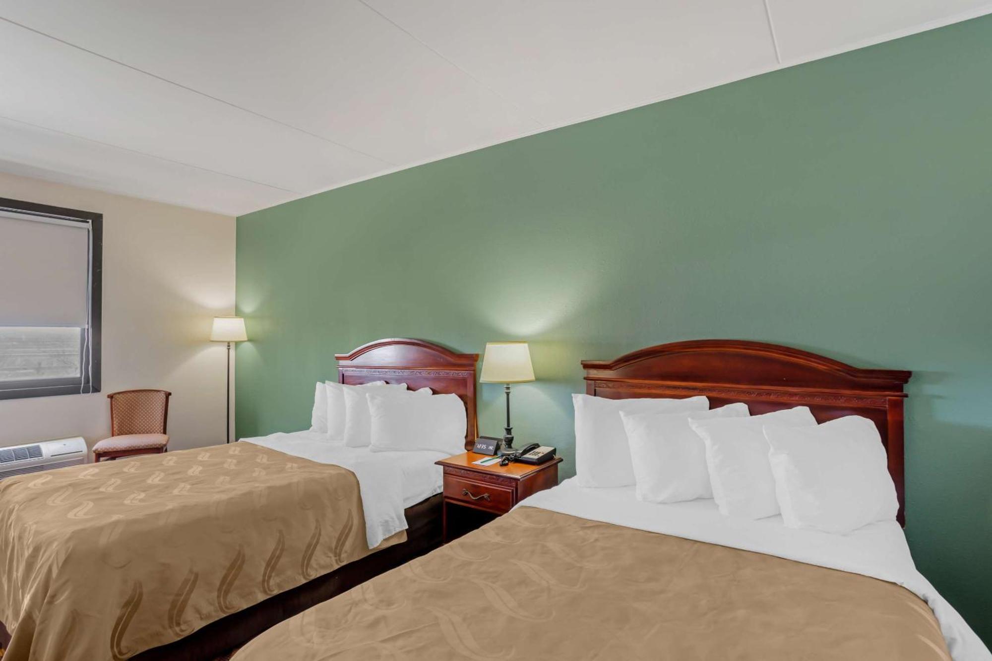 Quality Inn Enola - Harrisburg Eksteriør billede