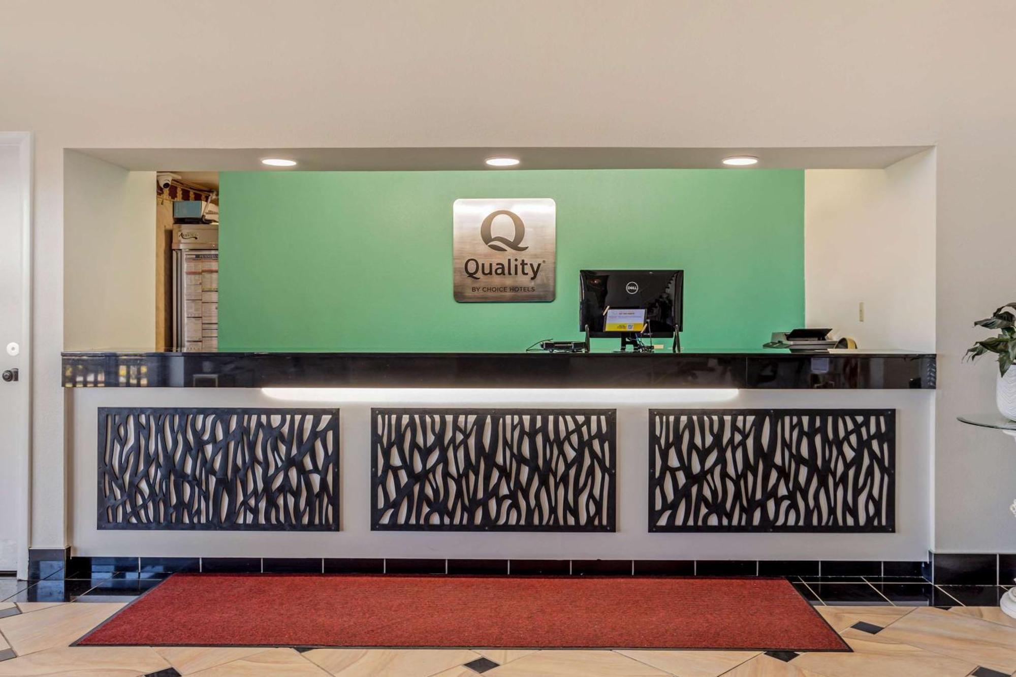 Quality Inn Enola - Harrisburg Eksteriør billede