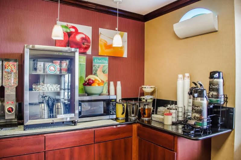 Quality Inn Enola - Harrisburg Eksteriør billede